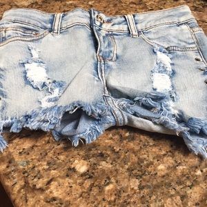 lolo Shorts - LOLO denim shorts lolo Shorts - LOLO denim shorts